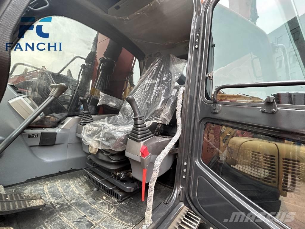 Doosan DX 150 LC-9C Excavadoras sobre orugas