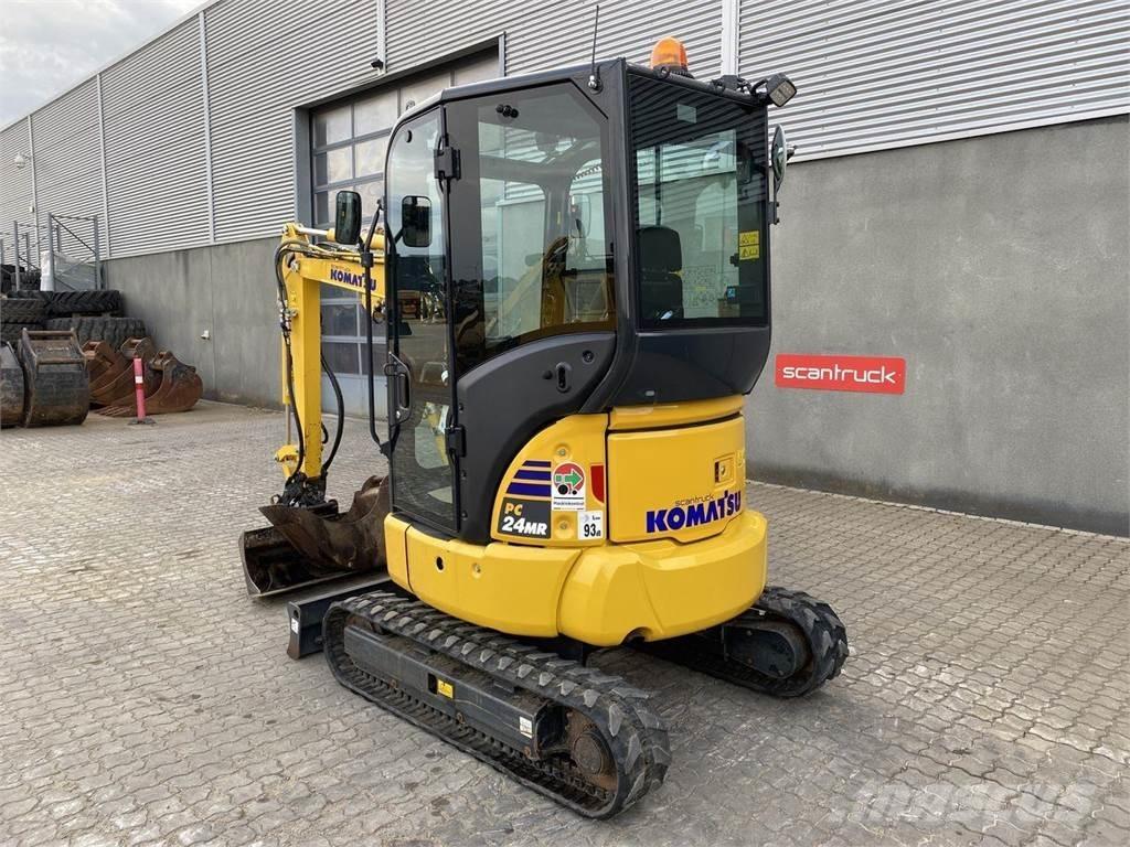Komatsu PC24MR-5 Excavadoras de ruedas