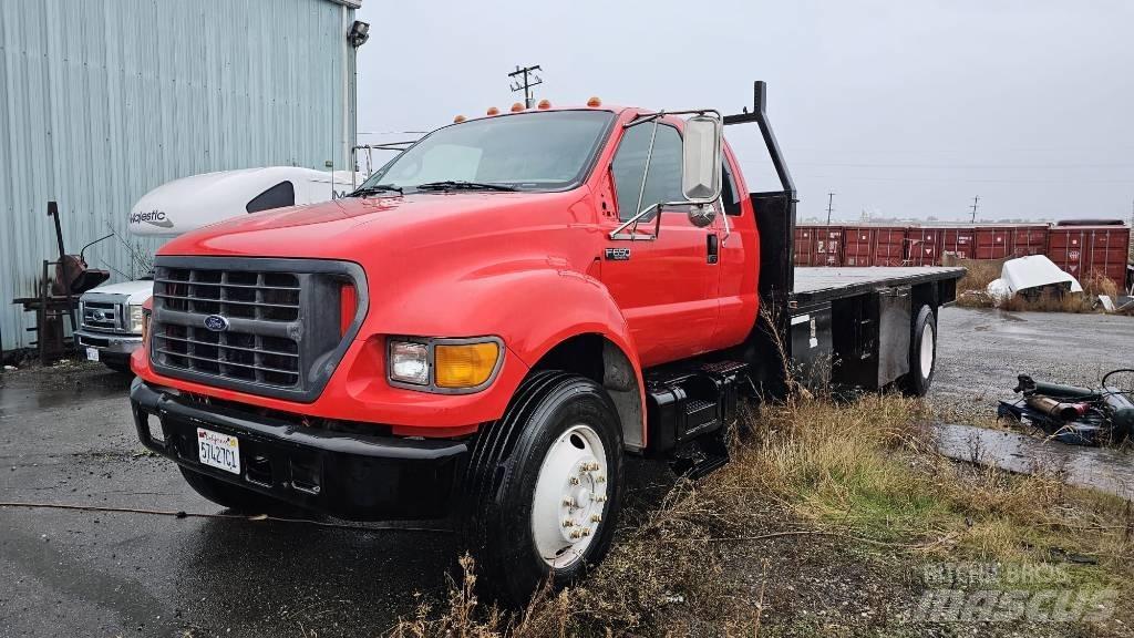 Ford F650 Camiones de cama baja