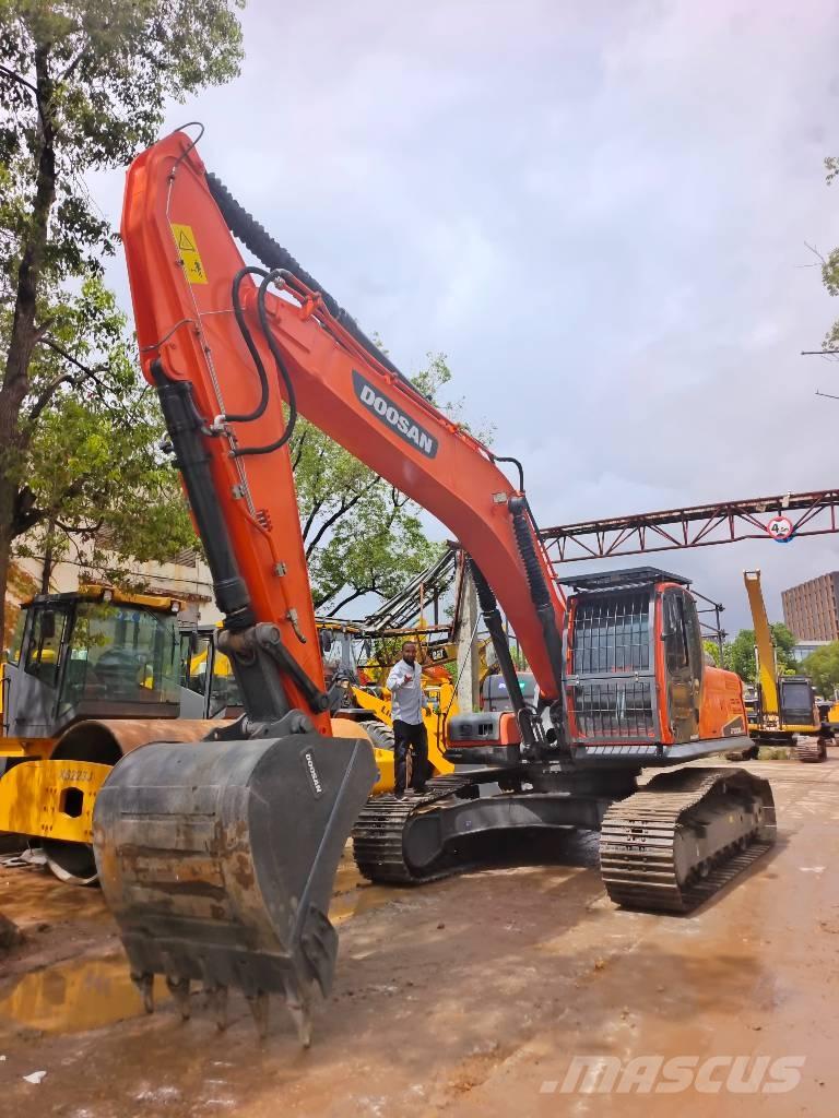 Doosan DX 300LC-9C Excavadoras sobre orugas