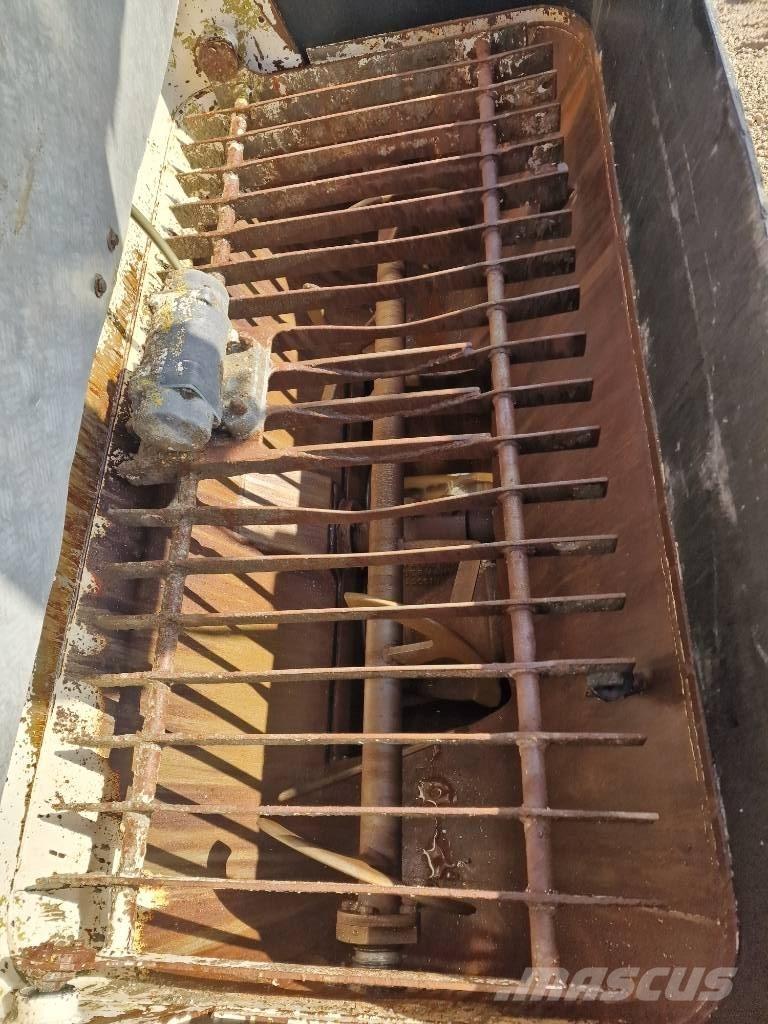 Mercedes-Benz 2531 Camiones de concreto