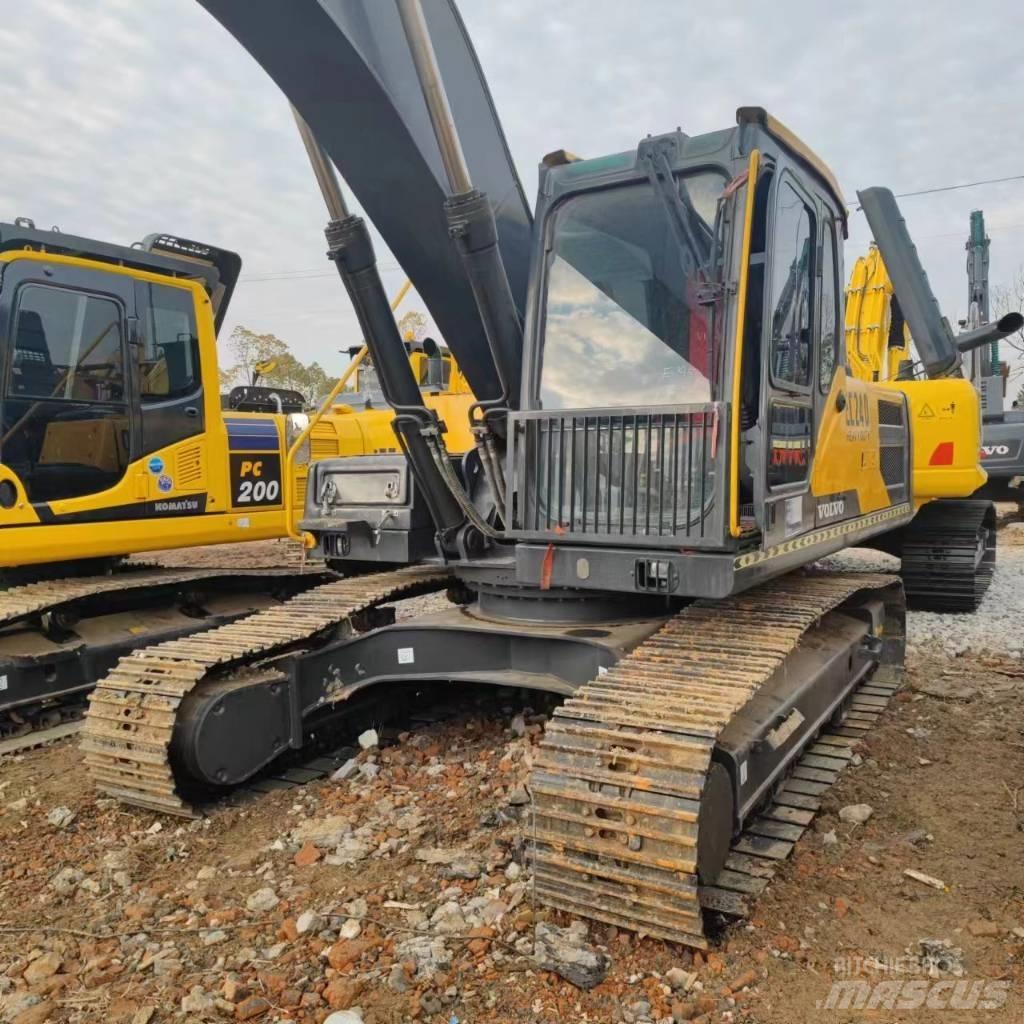 Volvo EC 240 Excavadoras sobre orugas