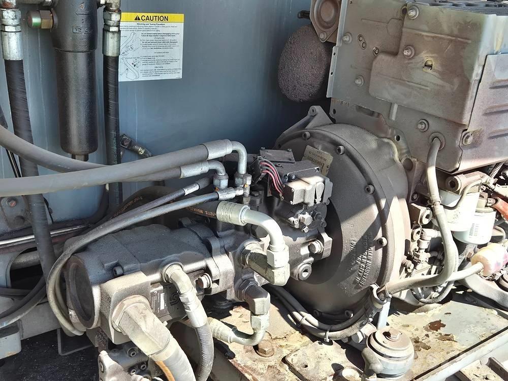 SkyJack SJ 45 T Plataformas con brazo de elevación telescópico