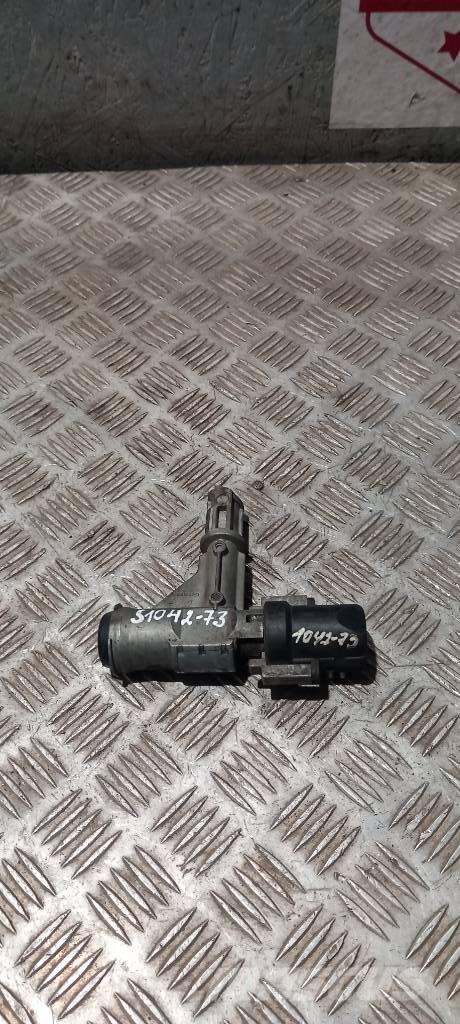 Scania R 420     1381796 Cabinas