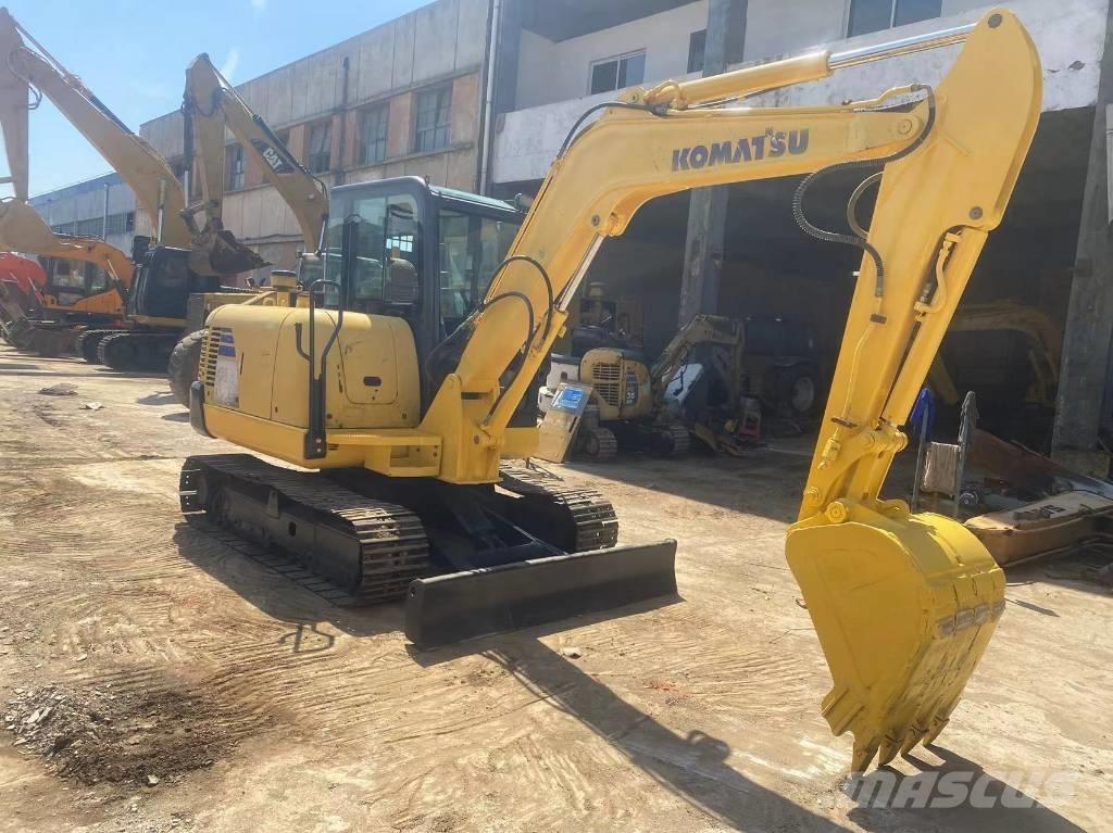 Komatsu PC56 Excavadoras sobre orugas