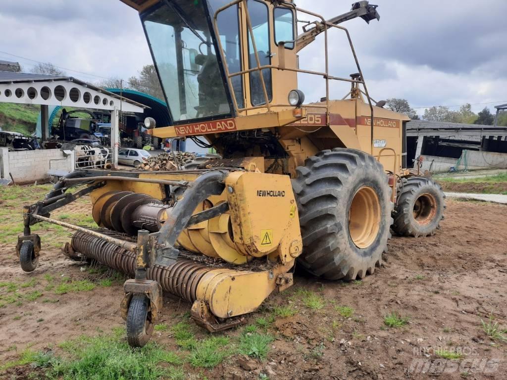 New Holland 2205 Cosechadoras de forraje autopropulsadas