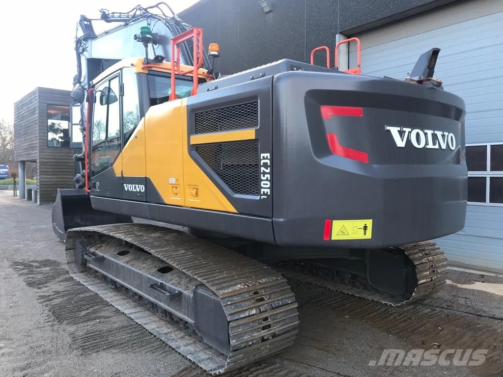 Volvo EC 250 E Excavadoras sobre orugas