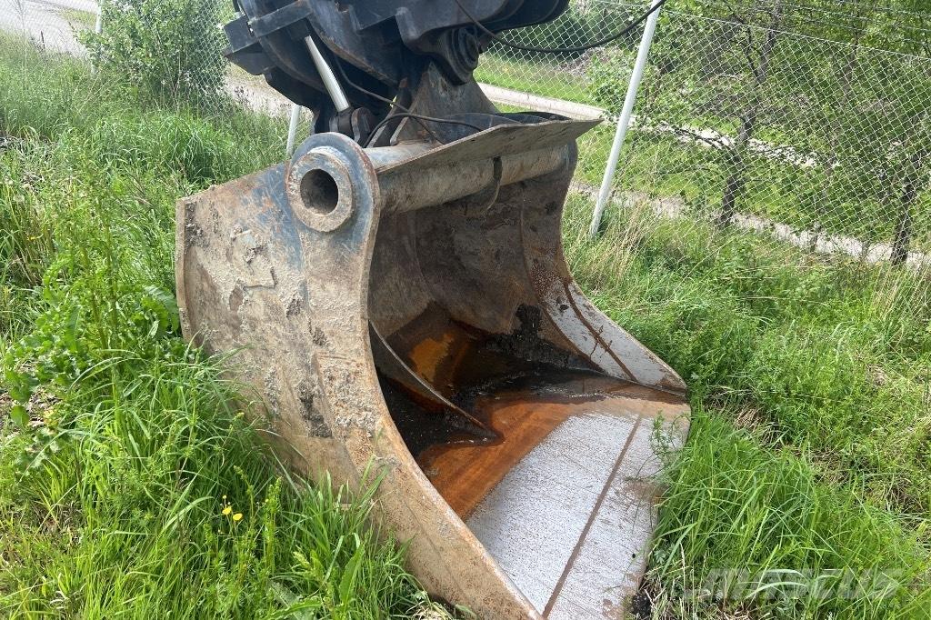 Liebherr R 946 Excavadoras sobre orugas