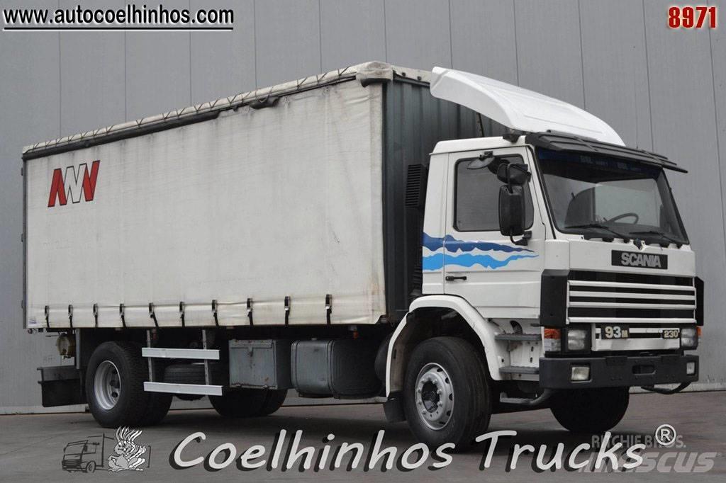 Scania 93M 230 Camiones de caja de lona