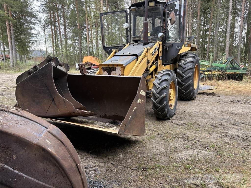 Lännen C10 EX 4*4 Retrocargadoras