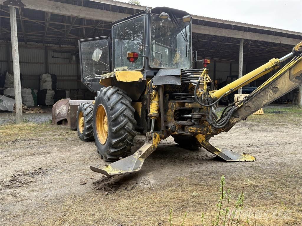 Lännen C10 EX 4*4 Retrocargadoras