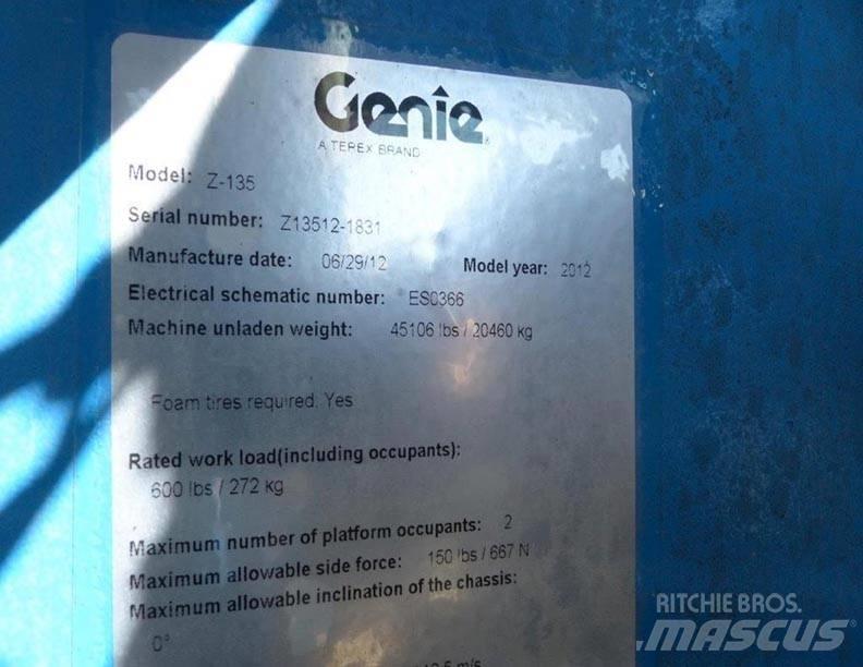 Genie Z135 Plataformas con brazo de elevación manual