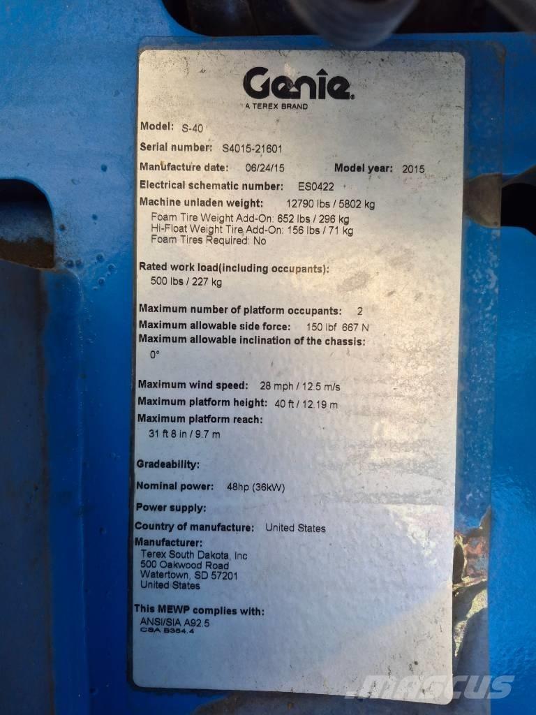 Genie S 40 Plataformas con brazo de elevación telescópico