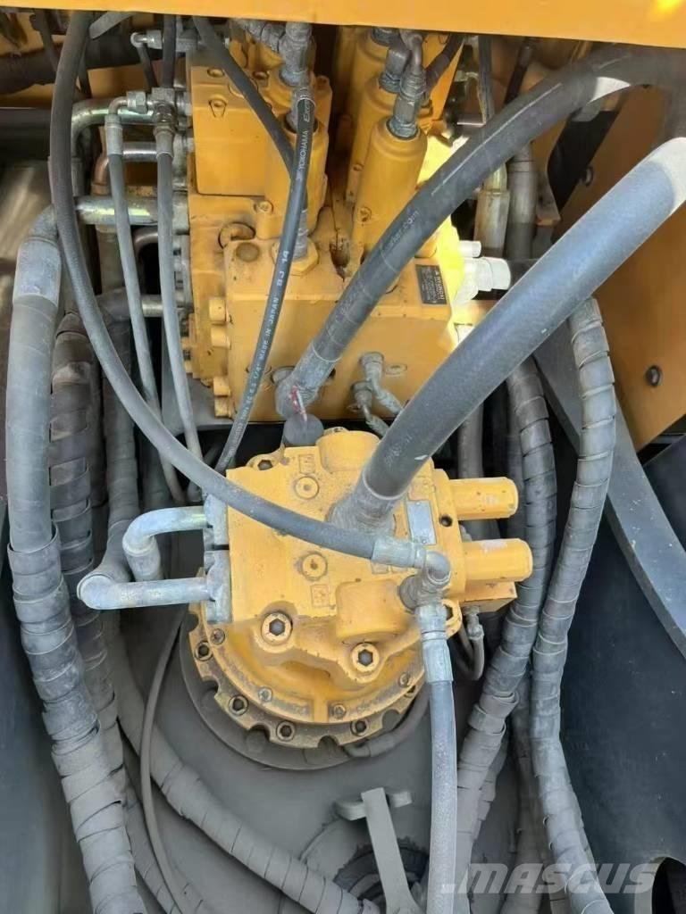 Hyundai 215VS Excavadoras sobre orugas