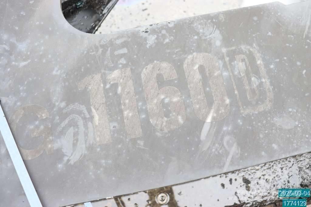 Huddig 1160 D Plataformas y cucharones