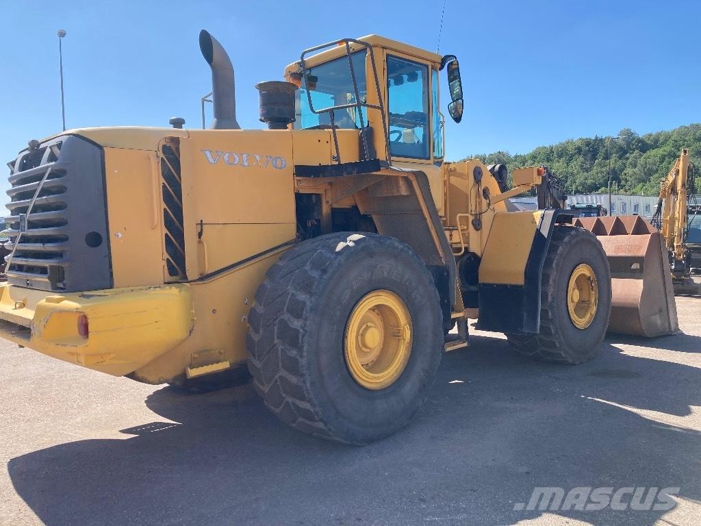 Volvo L 180 E Cargadoras sobre ruedas