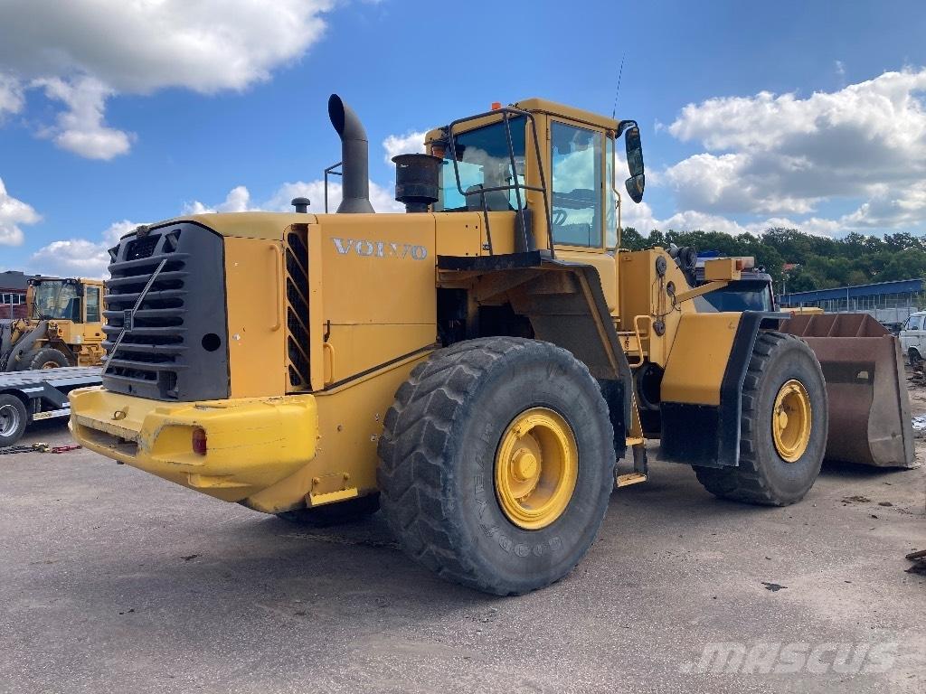 Volvo L 180 E Cargadoras sobre ruedas
