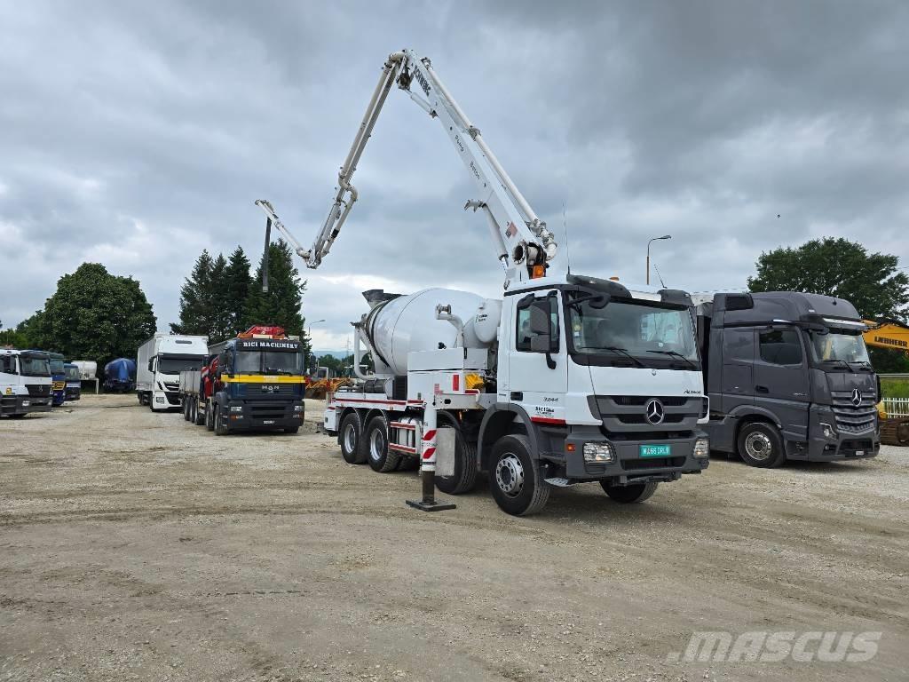 Mercedes-Benz 3244 Camiones de concreto