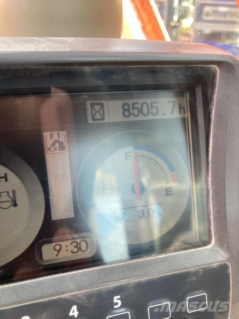 Hitachi ZX 240 Excavadoras sobre orugas