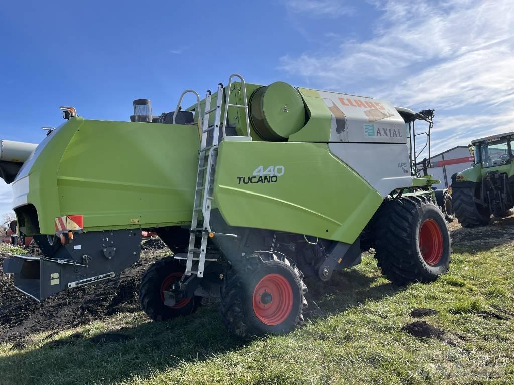 CLAAS Tucano 440 Cosechadoras combinadas