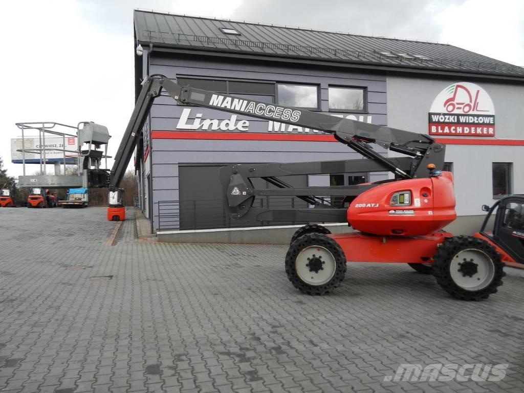 Manitou 200 ATJ Plataformas con brazo de elevación manual
