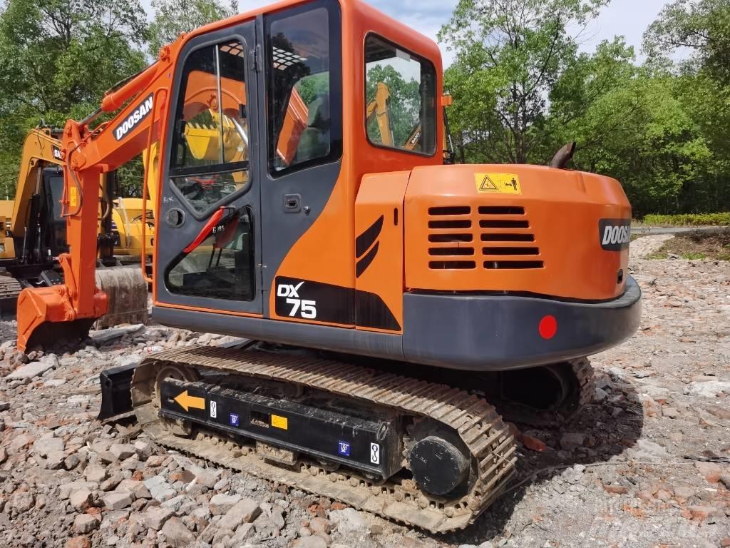 Doosan DX75 Excavadoras 7t - 12t