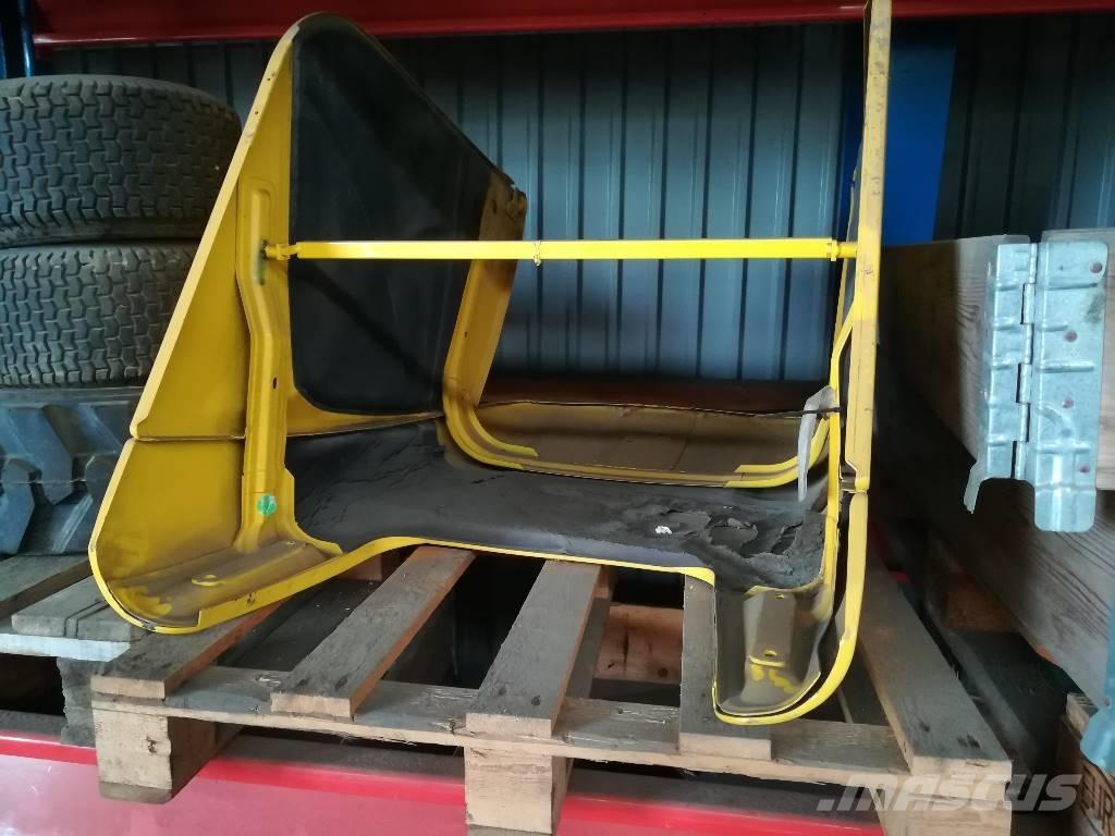 New Holland B 115 Motores