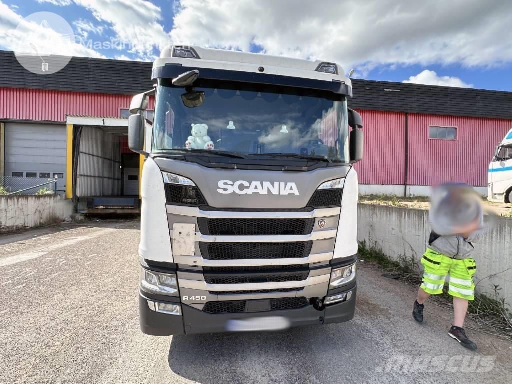 Scania R 450 Camiones con caja de remolque