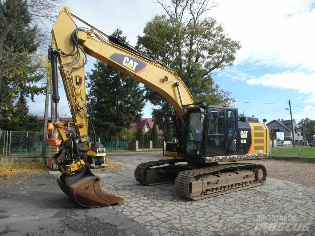 CAT 323 EL Excavadoras sobre orugas