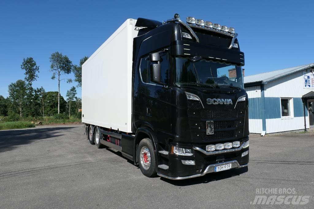 Scania S730b6x2*4nb Camiones con caja de remolque