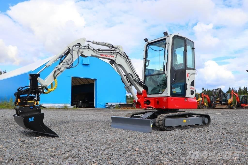 Takeuchi TB325R Miniexcavadoras