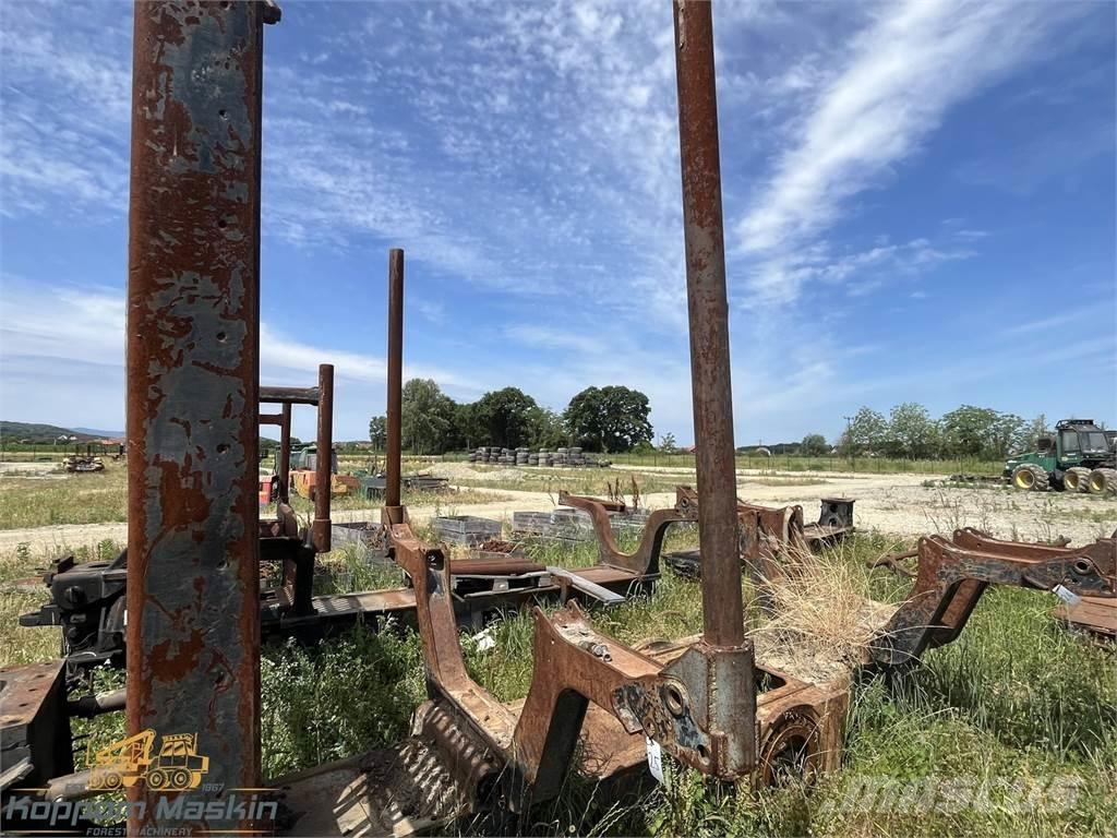 Komatsu 890.3 Otros componentes