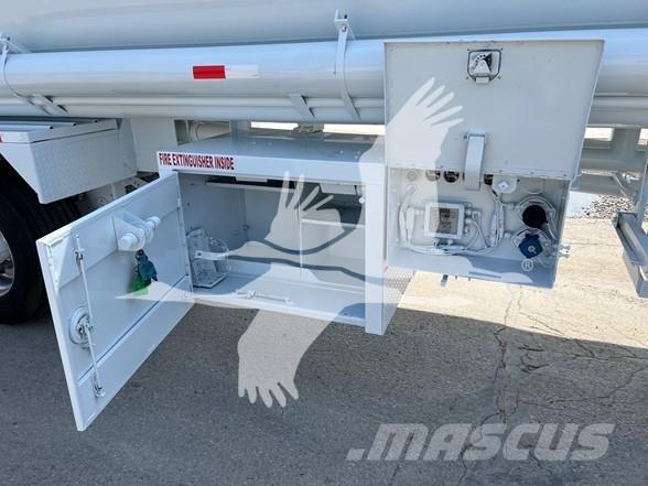 Heil PETROLEUM TANK Semirremolques cisterna