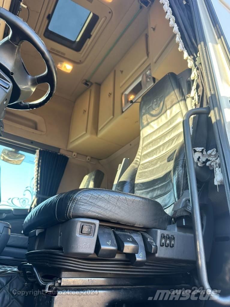 Scania R 560 LA Camiones tractor