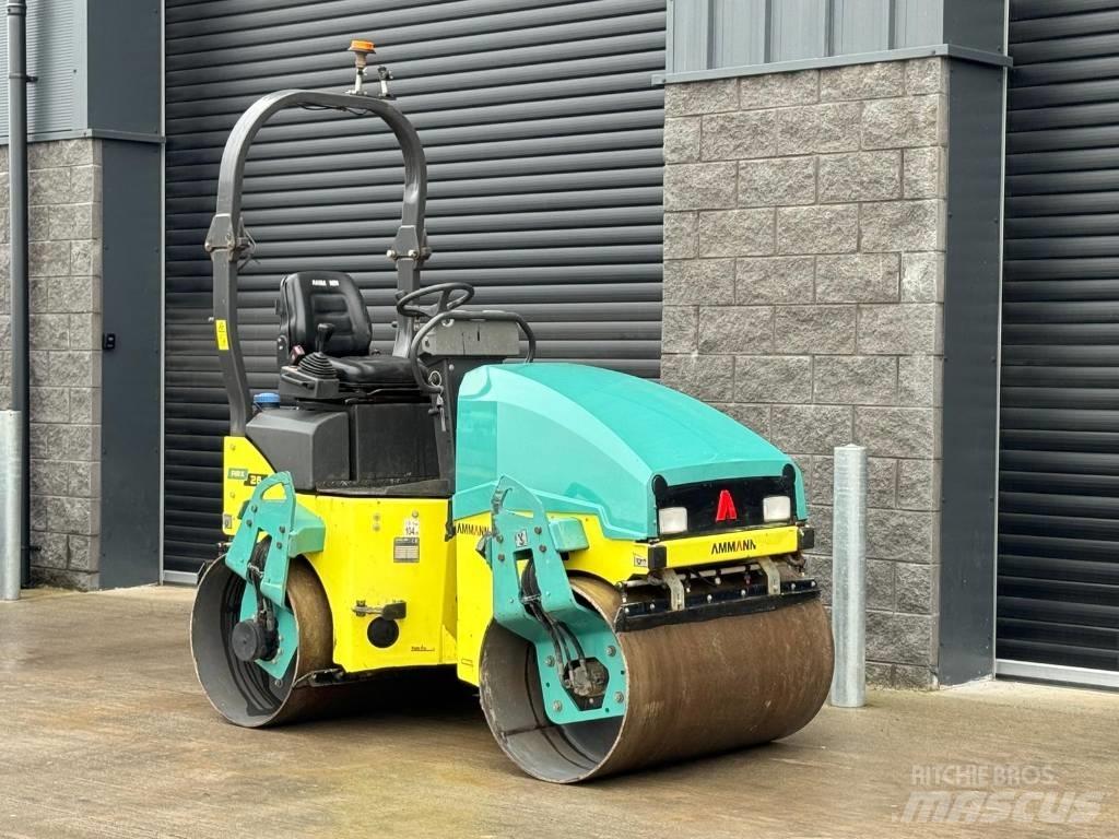 Ammann ARX 26 Rodillos de doble tambor