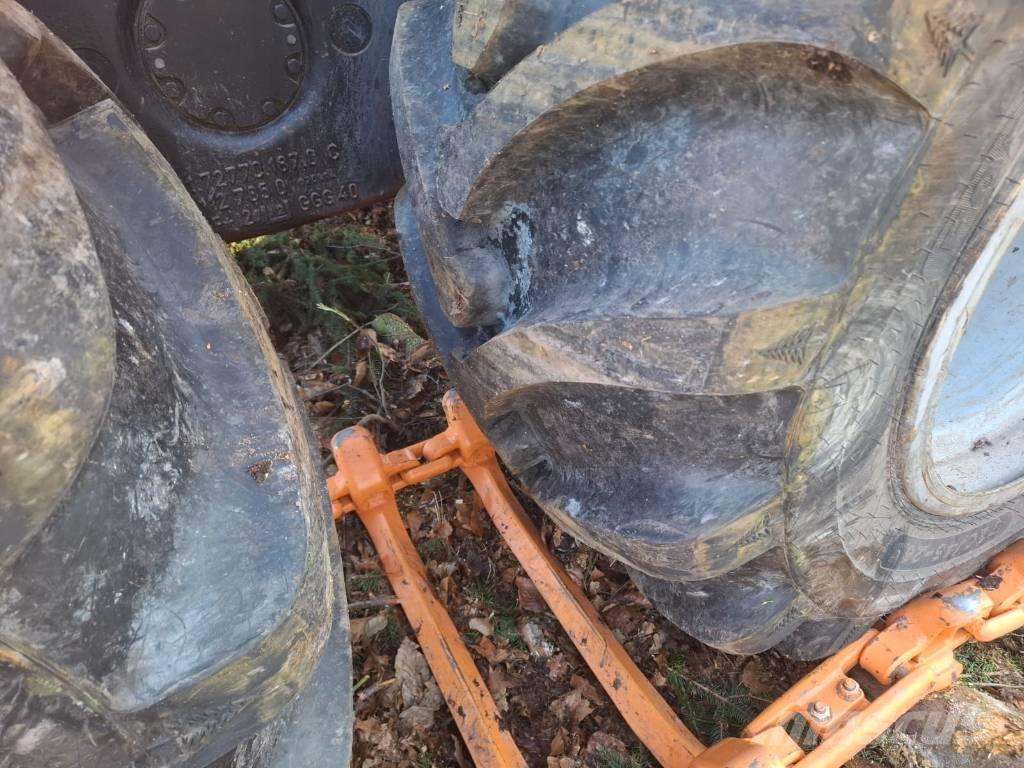 Komatsu 931.1 Cosechadoras