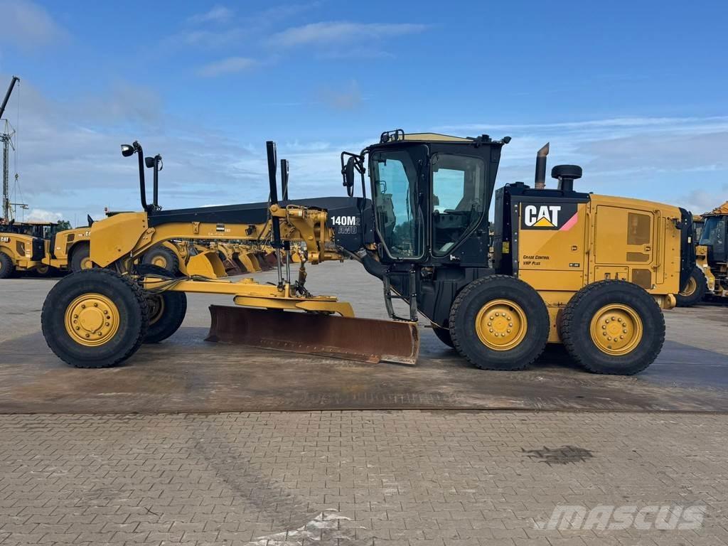 CAT 140M2 AWD Niveladoras