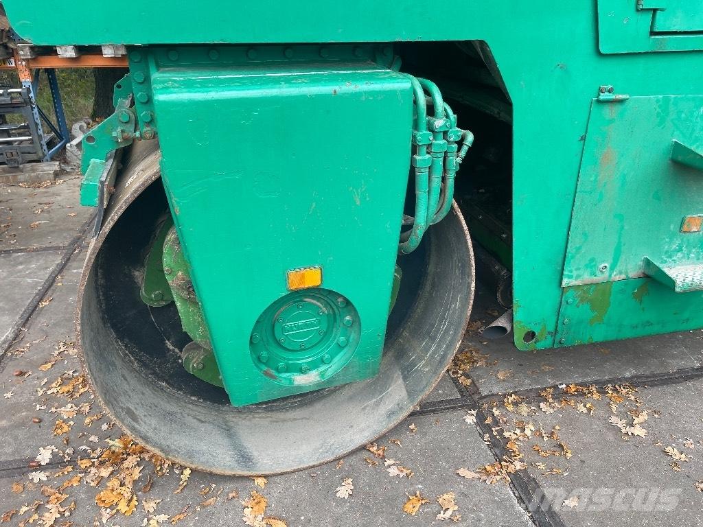 Hamm DV8,22 Rodillos de doble tambor