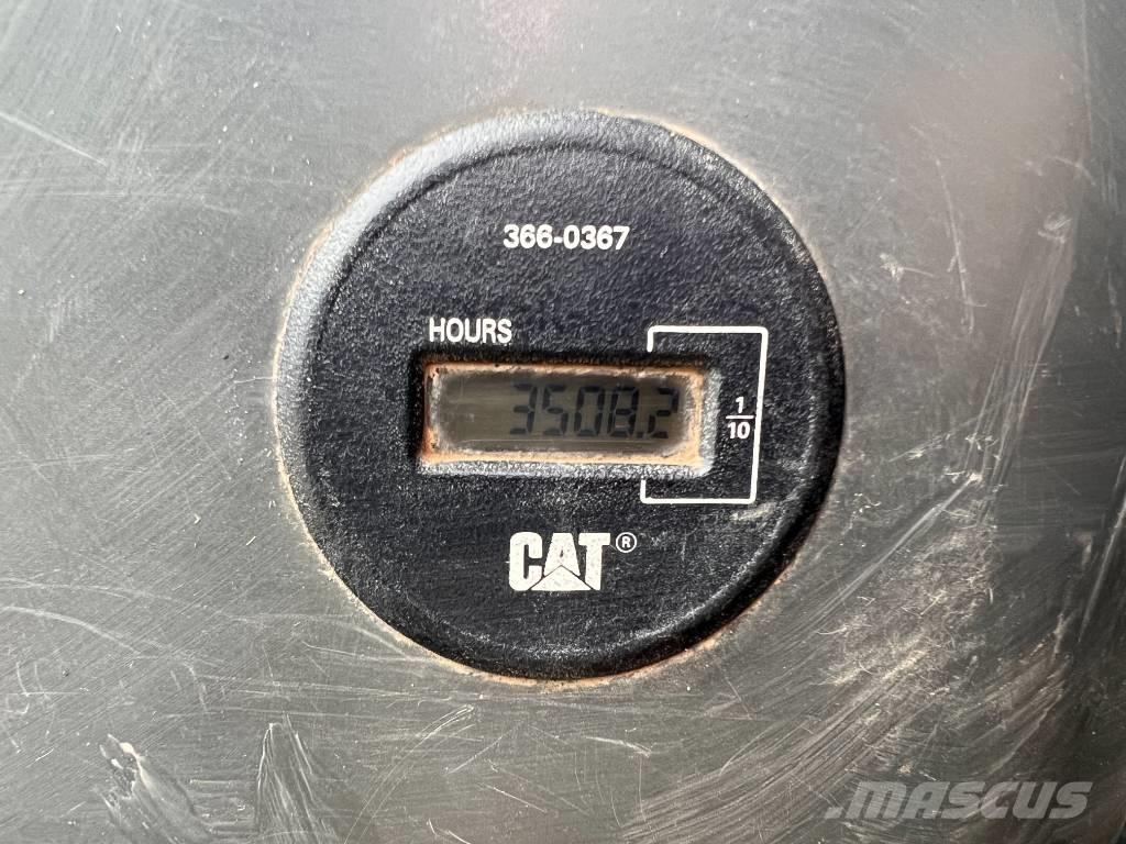 Morooka MST 2200 V D Camiones de volteo sobre orugas