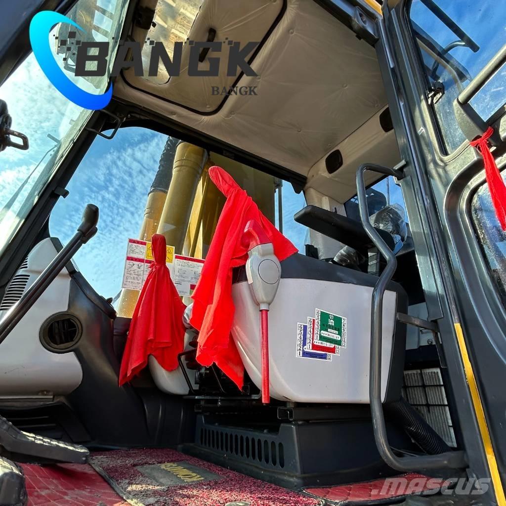 Komatsu PC 220 Excavadoras sobre orugas