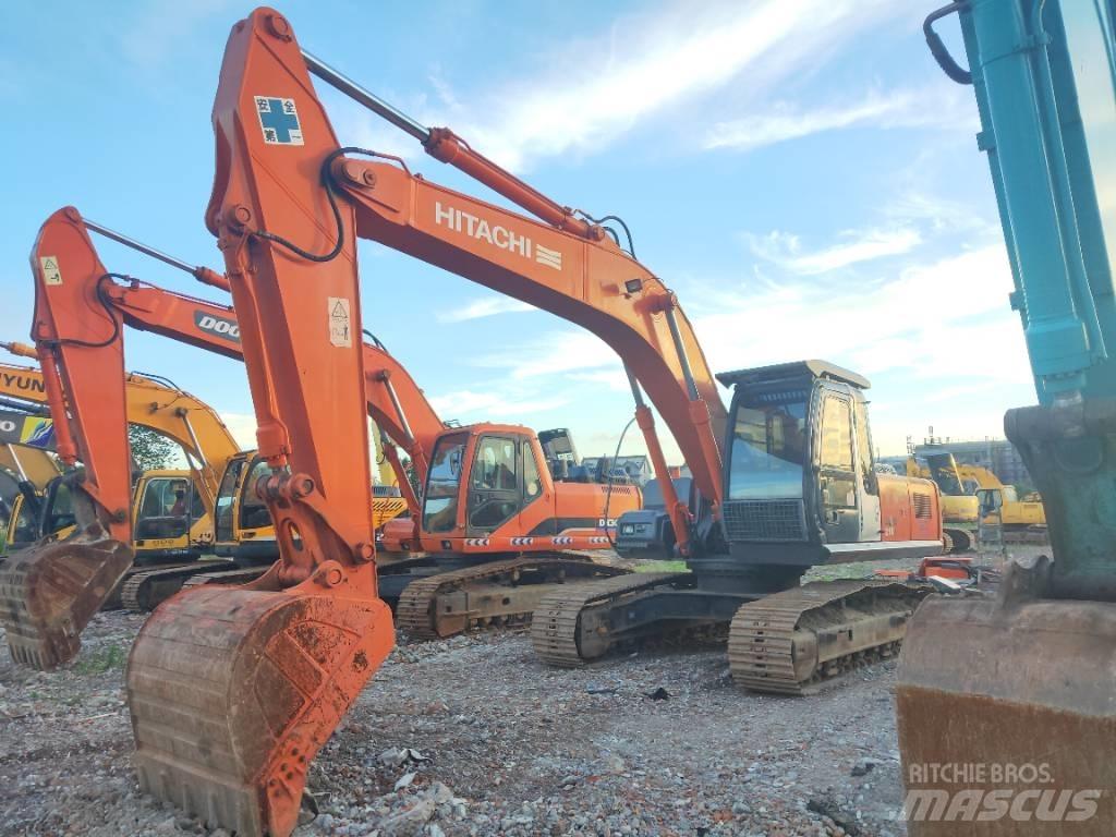 Hitachi ZX 210 Excavadoras sobre orugas