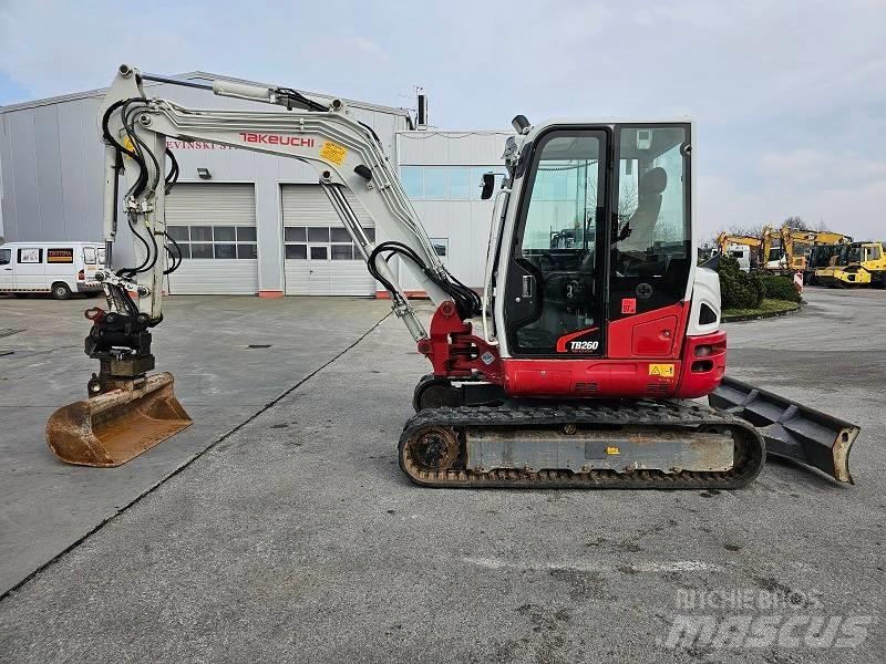 Takeuchi TB 260 Miniexcavadoras