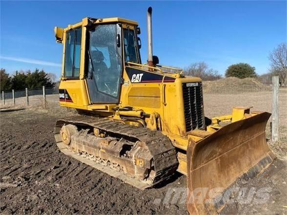 CAT D4G XL Buldozer sobre oruga