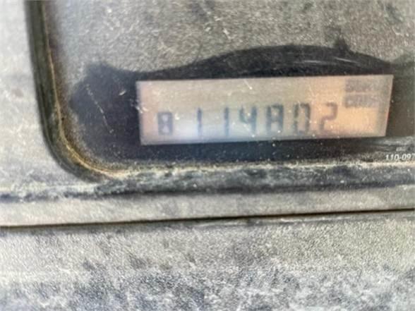 CAT D5M LGP Buldozer sobre oruga