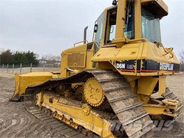 CAT D6N LGP Buldozer sobre oruga