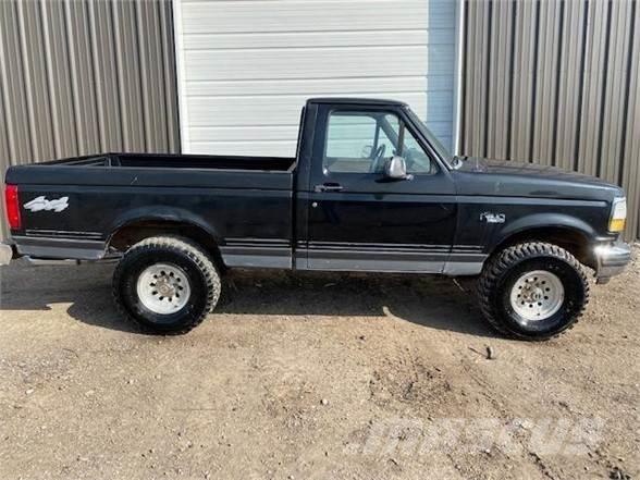 Ford F150 Caja abierta/laterales abatibles