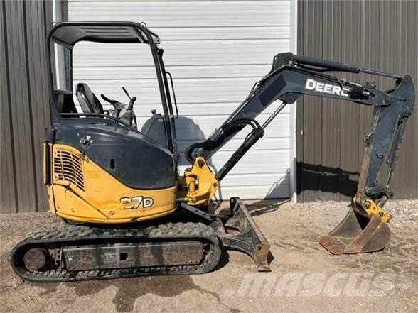 John Deere 27D Miniexcavadoras