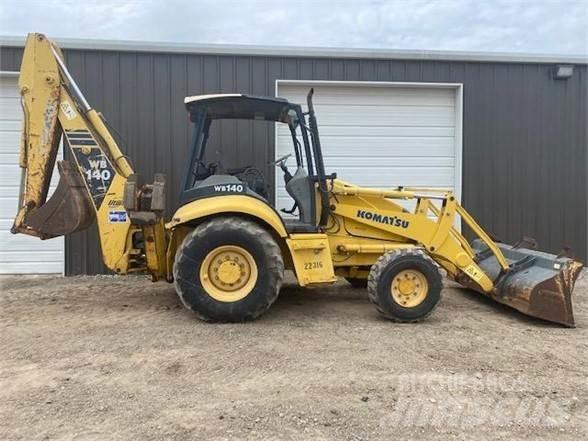 Komatsu WB140 Retrocargadoras