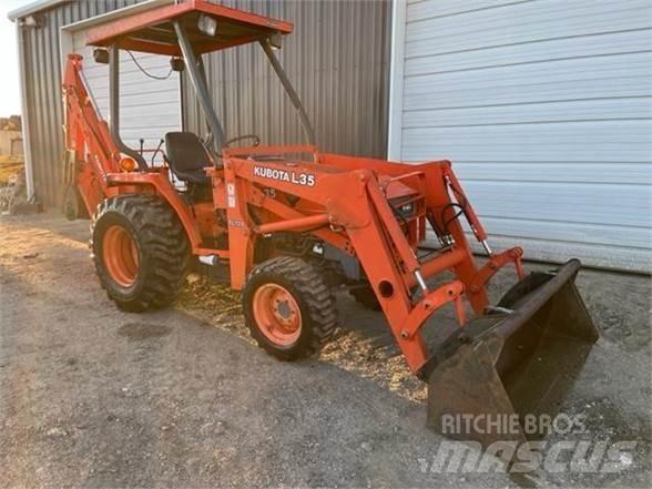 Kubota L35 Retrocargadoras