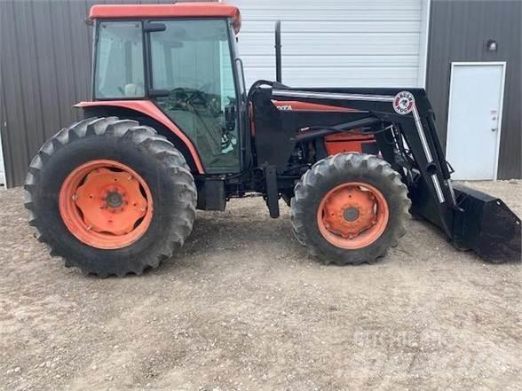 Kubota M9000 Tractores